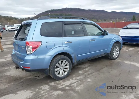 2011 Subaru Forester 2.5X Premium z USA, uszkodzony, nr VIN JF2SHADC8BH712774